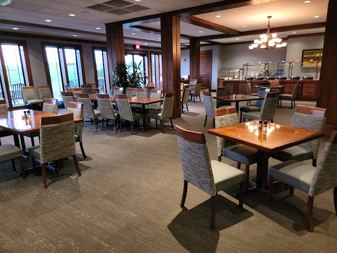 The Oak Tavern exterior view showcasing professional restaurants services in Prattville, Alabama