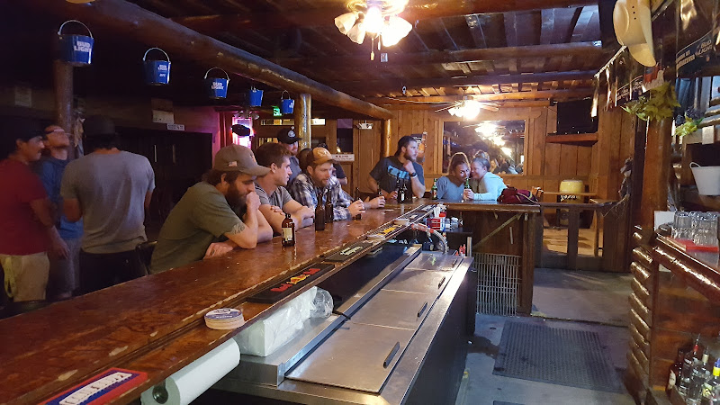 The Oxbow Saloon exterior view showcasing professional restaurants services in Payson, Arizona