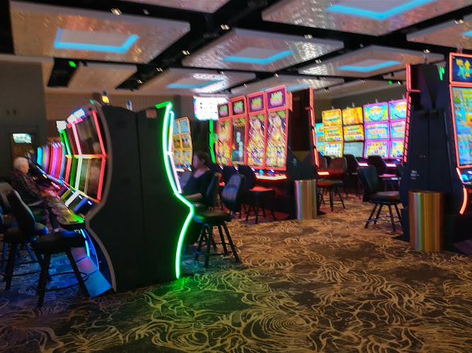 The Palace Bingo exterior view showcasing professional restaurants services in Knoxville, Alabama