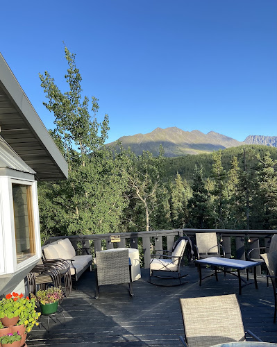 The Perch restaurant exterior view showcasing professional restaurants services in Denali Park, Alaska