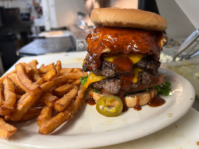 Tim’s Tavern exterior view showcasing professional restaurants services in Benton, Arkansas