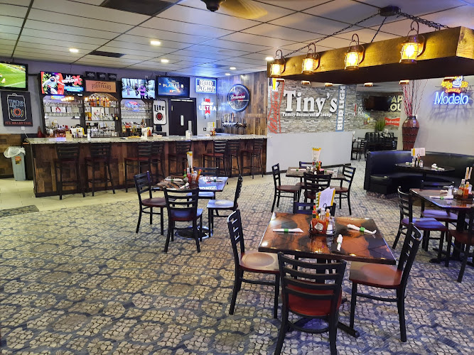 Tiny's Family Restaurant And lounge exterior view showcasing professional restaurants services in Payson, Arizona