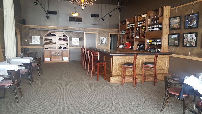 Verona Restaurant exterior view showcasing professional restaurants services in Texarkana, Arkansas