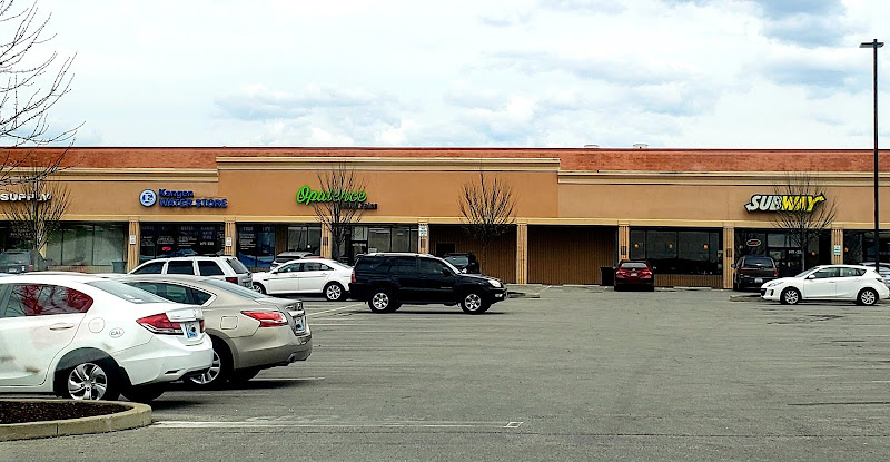 Winemakers and Beermakers exterior view showcasing professional Beer store services in Louisville, Kentucky